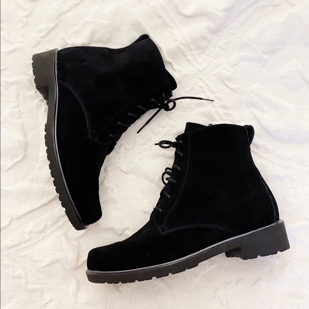 Munro Finnley Suede Boot Size 7W New $240 - Picture 2 of 7